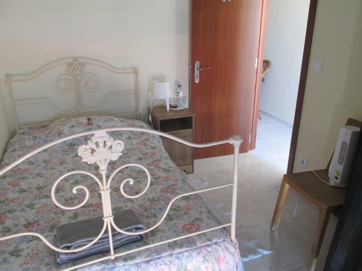 Homestay Marialva Park Seixal  Buitenkant foto